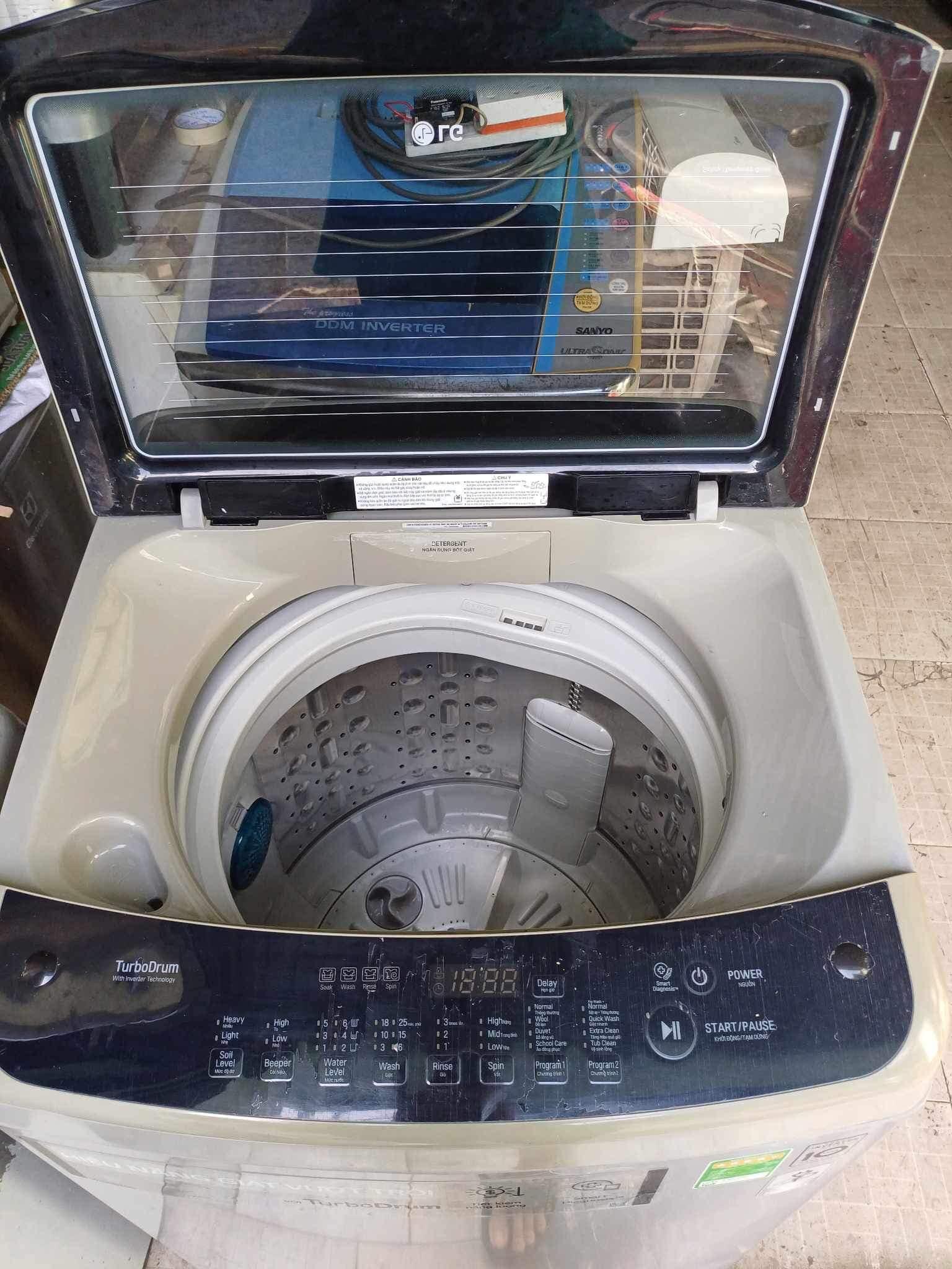 Máy giặt LG (9kg) inverter công nghệ tiết kiệm điện năng