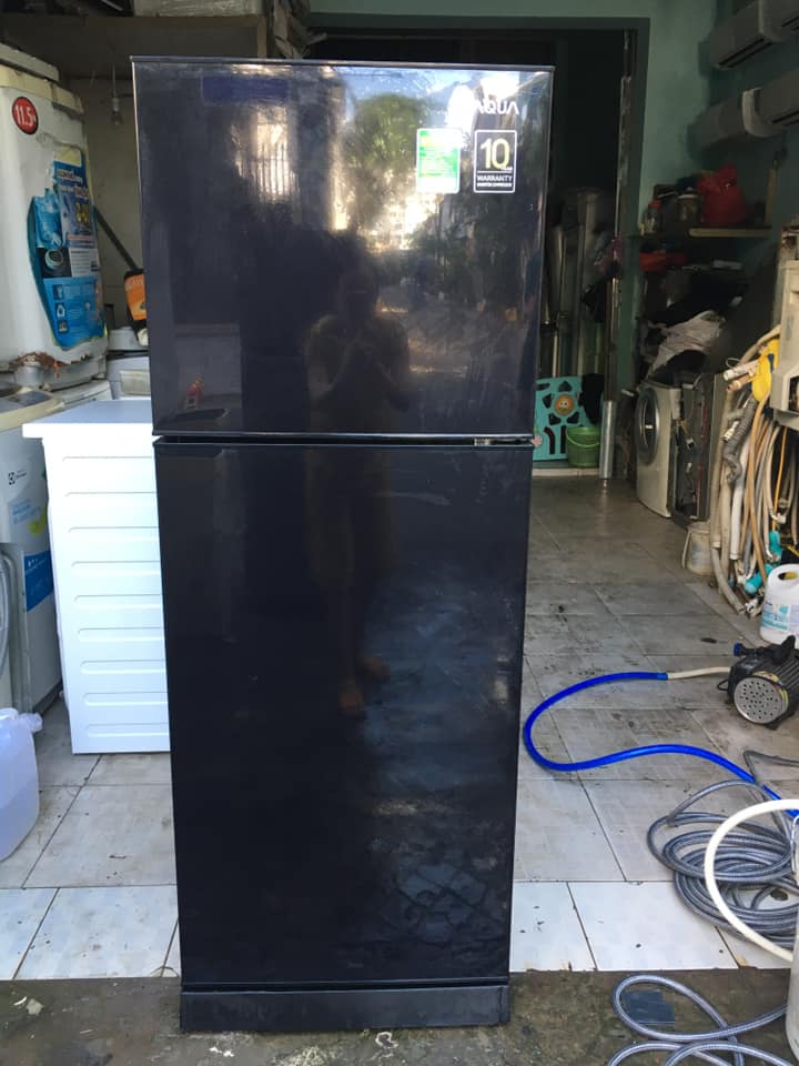 Tủ lạnh Aqua (186 lít) inverter tiết kiệm điện ( nguyên zin)