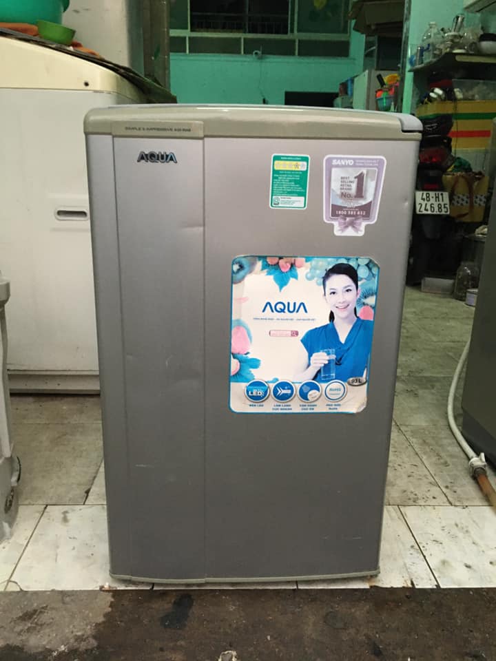 Tủ lạnh Aqua (93 lít ) mini
