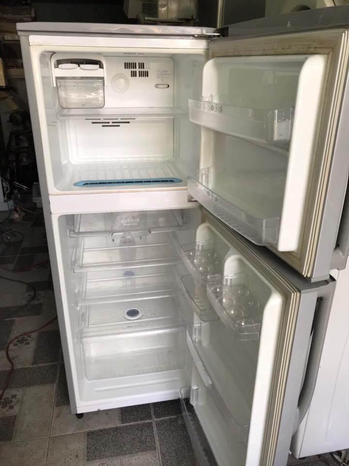Tủ lạnh LG 181 lít không đóng tuyết mới 90%