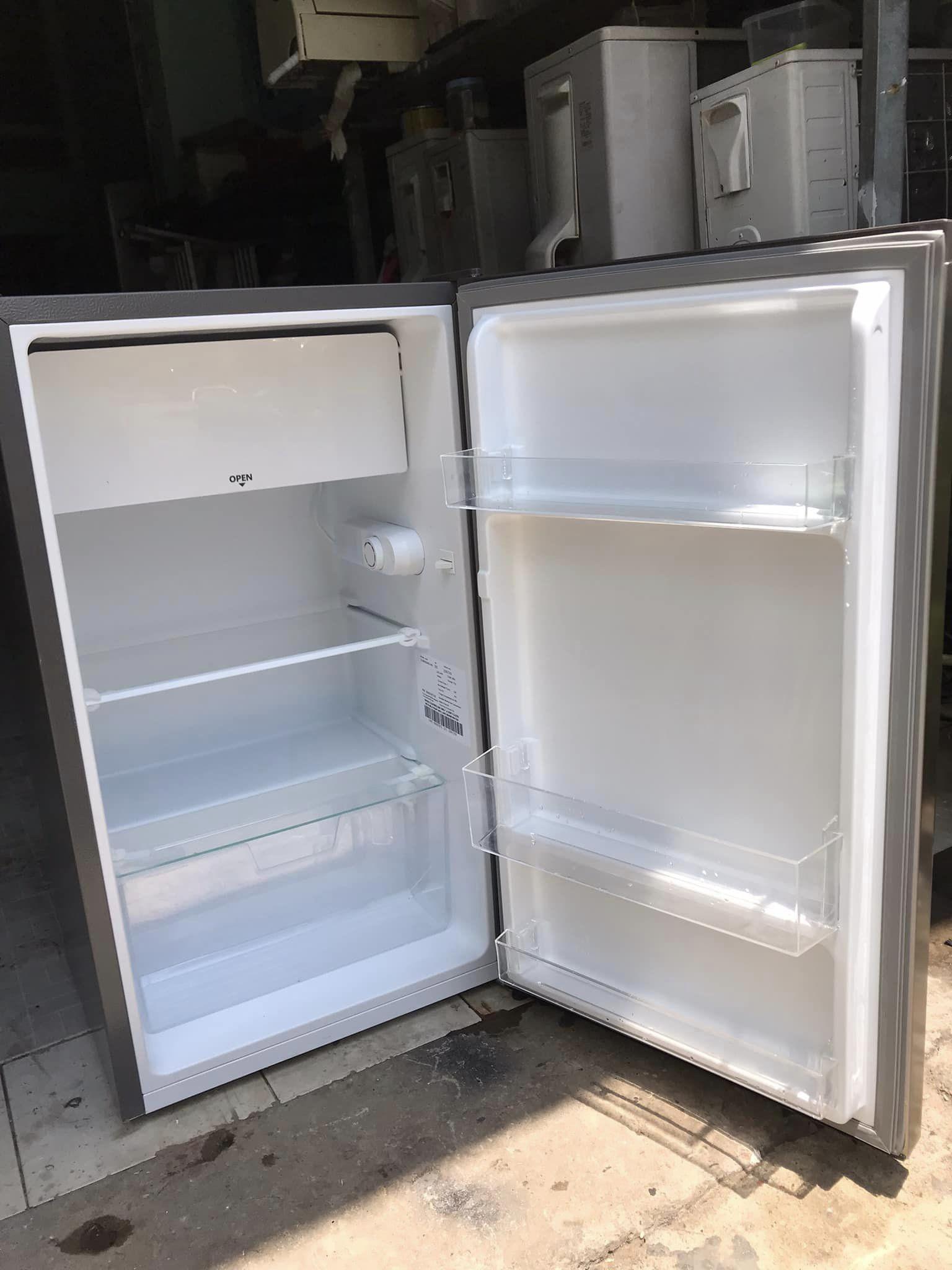 Tủ lạnh mini (94 lít) Electrolux đời mới