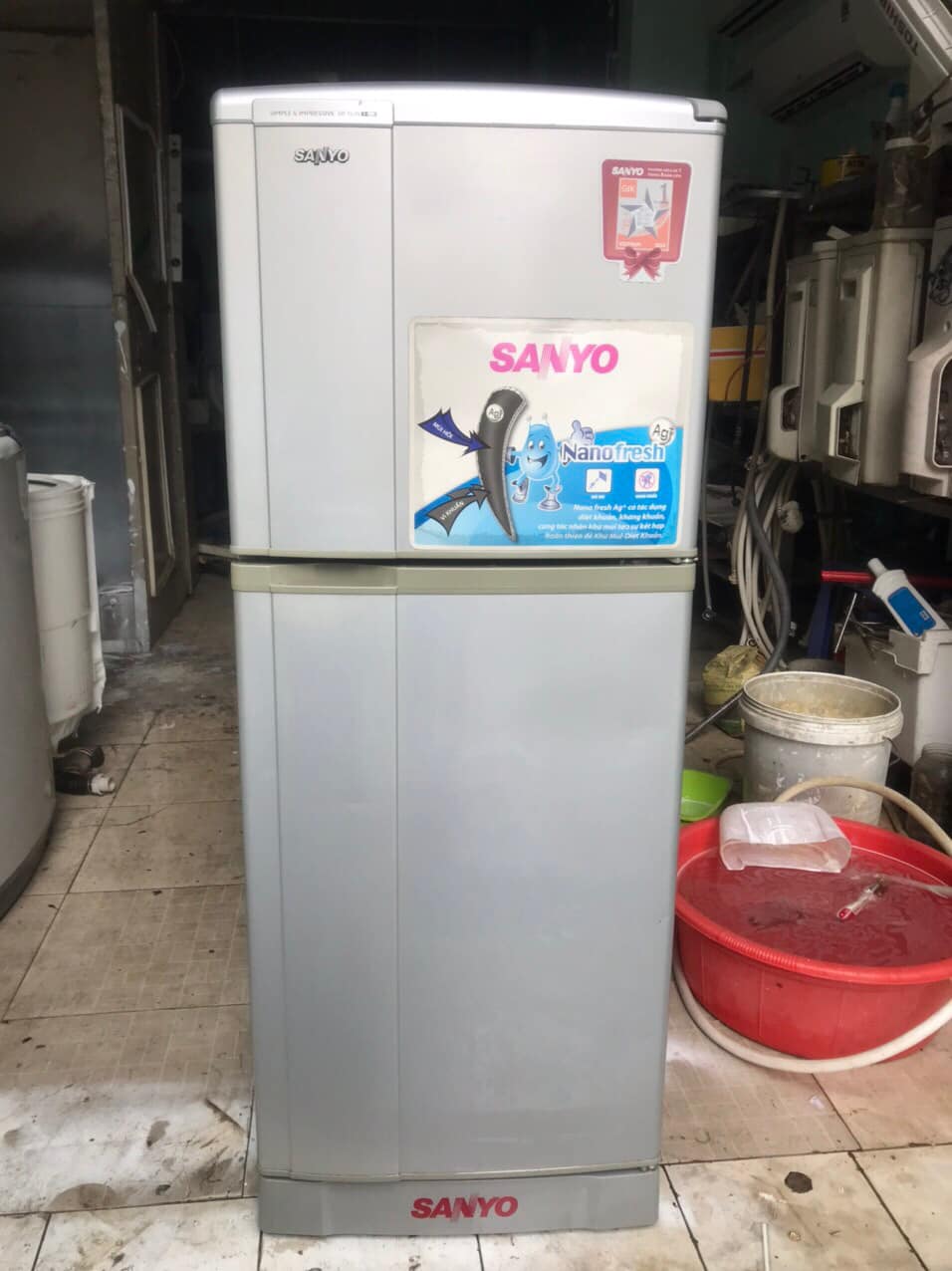 Tủ lạnh Sanyo (130 lít) ít hao điện