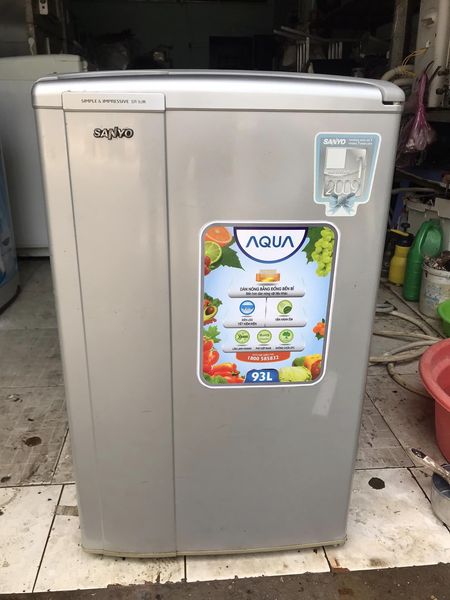 Tủ lạnh Sanyo (93 lít) Ít hao điện
