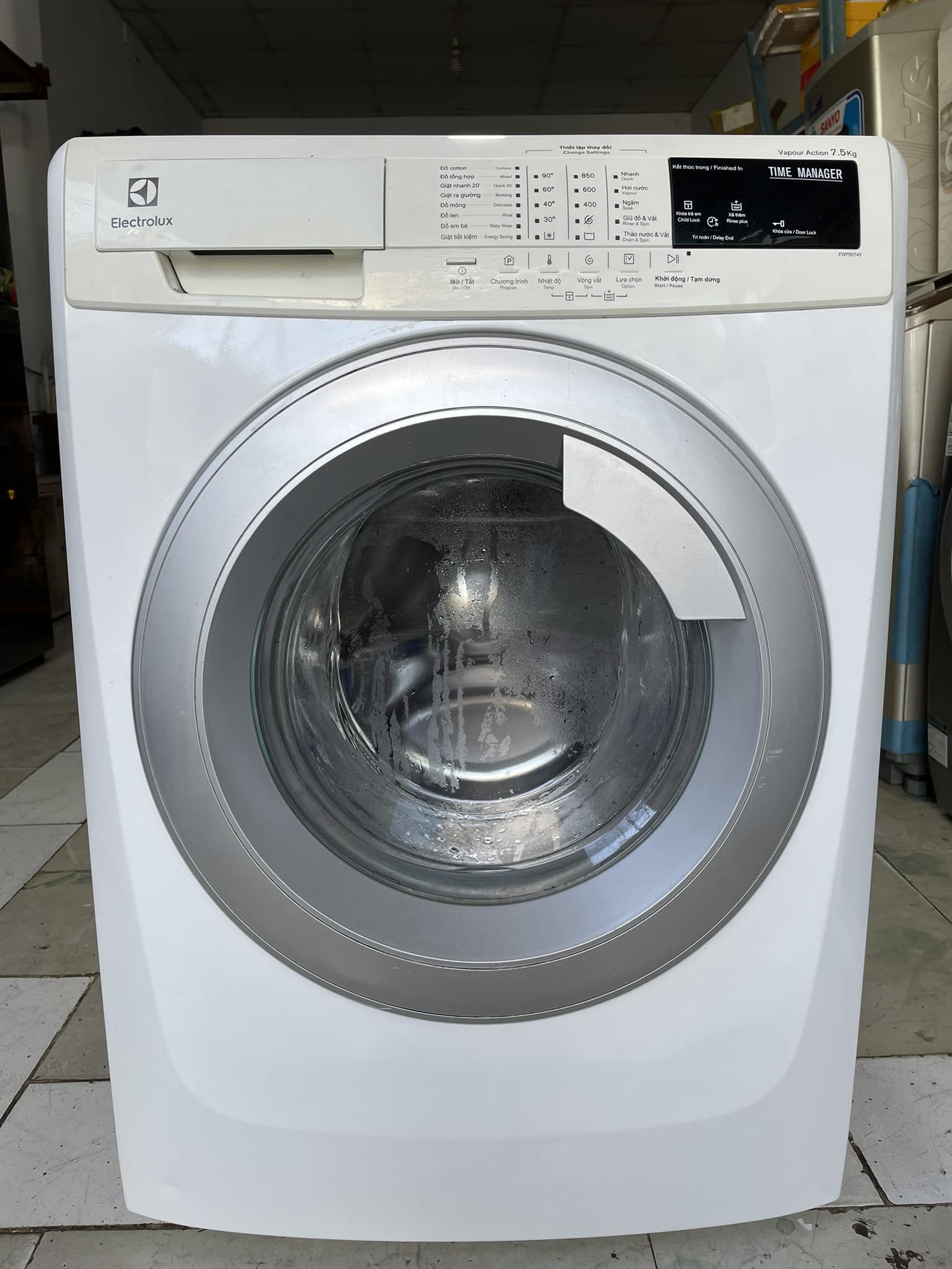 Máy giặt Electrolux (7.5kg -3 tr)