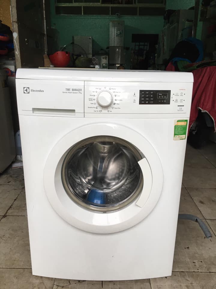 Máy giặt Electrolux (7kg) EWF 85752