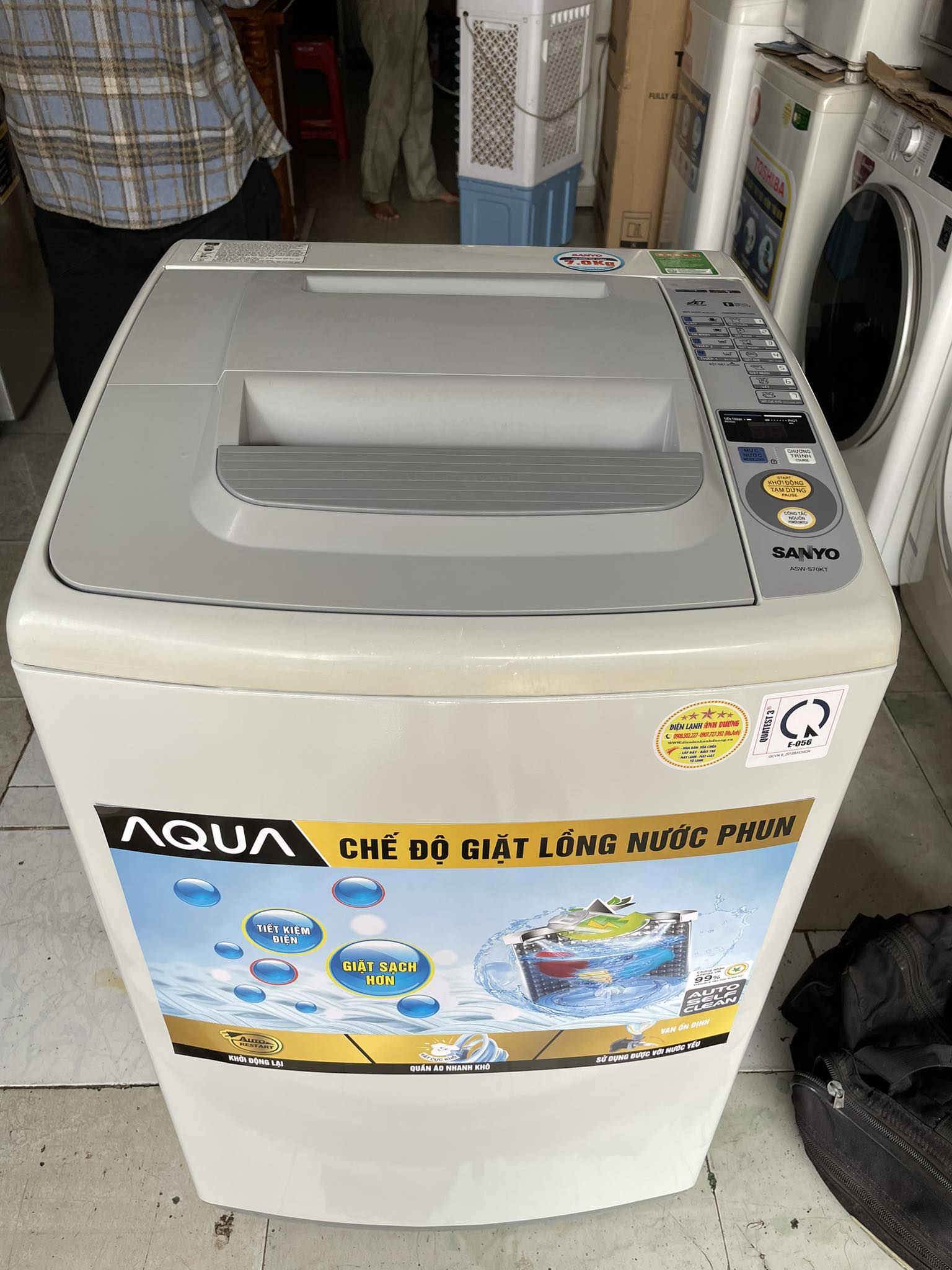 Máy giặt hiệu Sanyo ( 7kg-1.8tr) xài bền