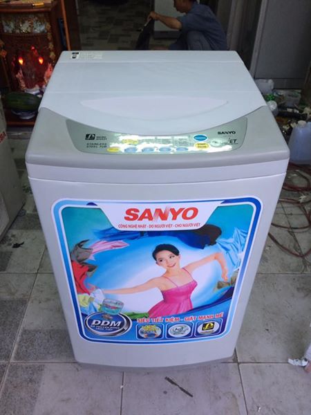 Máy giặt Sanyo 6,5kg lòng inox không rỉ