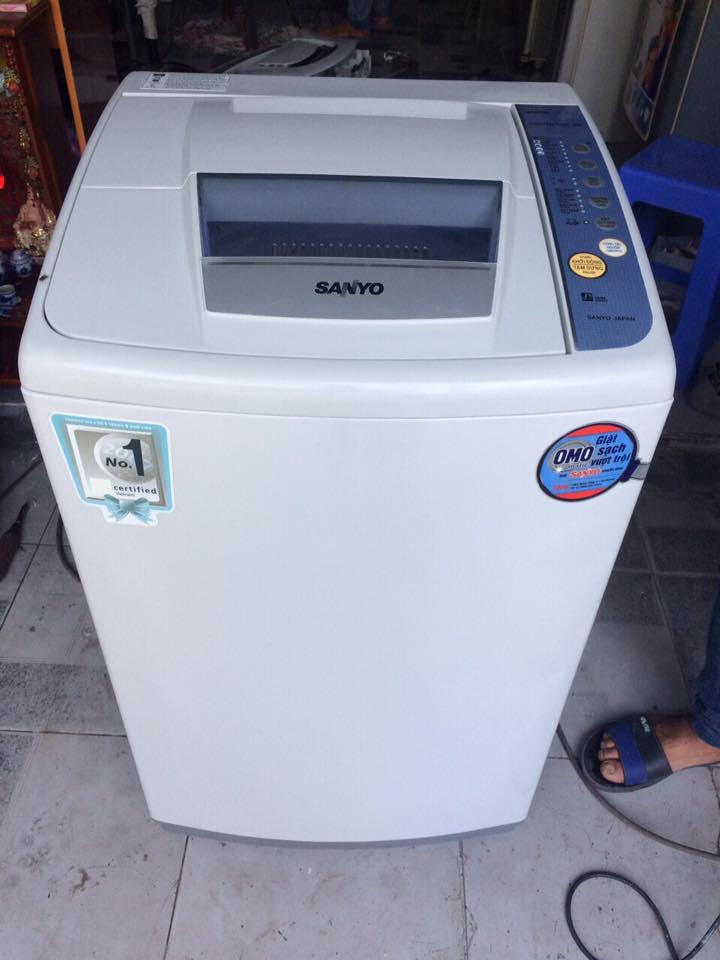 Máy giặt Sanyo 6,8kg lòng inox không rỉ