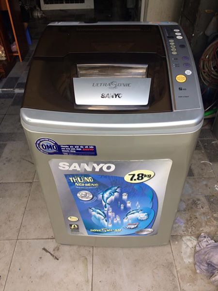 Máy giặt Sanyo 7,8 kg lòng inox không rỉ
