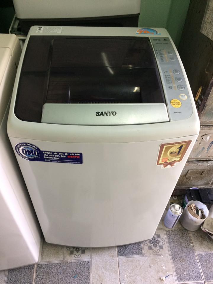 Máy giặt Sanyo 7kg lòng inox không rỉ mới 90%