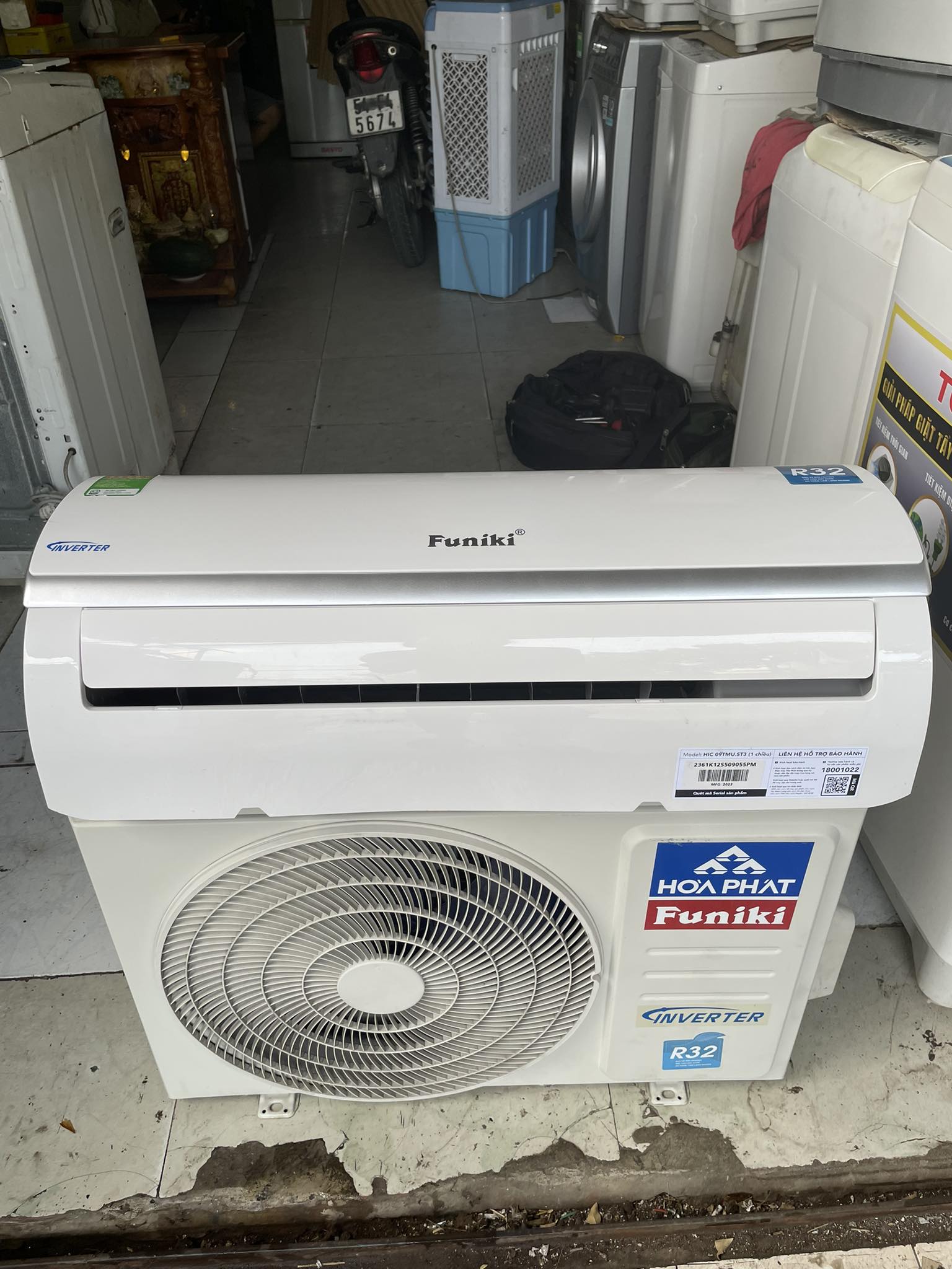 Máy lạnh FUNIKI (1HP-4,5) Inverter tiết kiệm điện