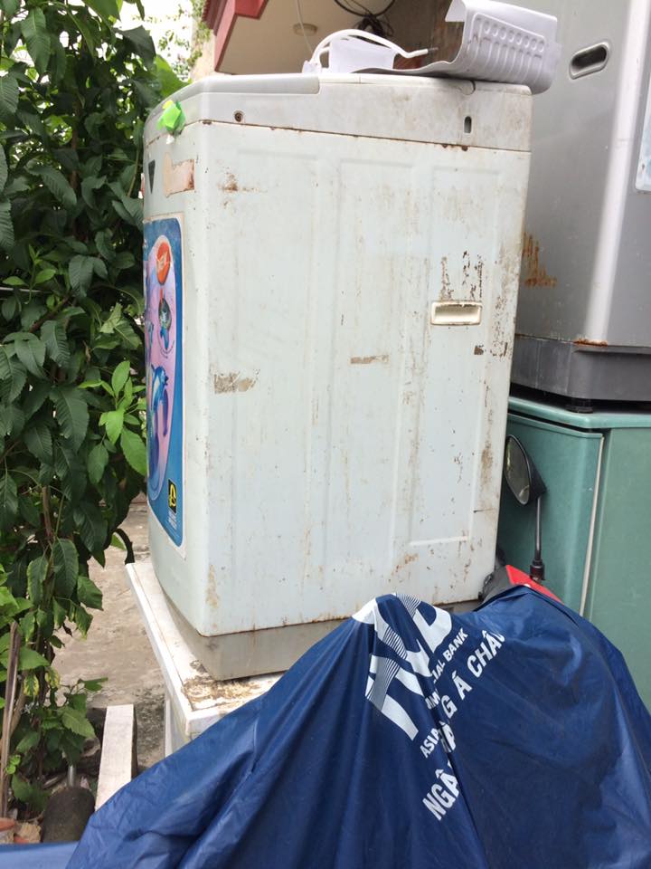 Mua máy giặt cũ quận 12 giá cao