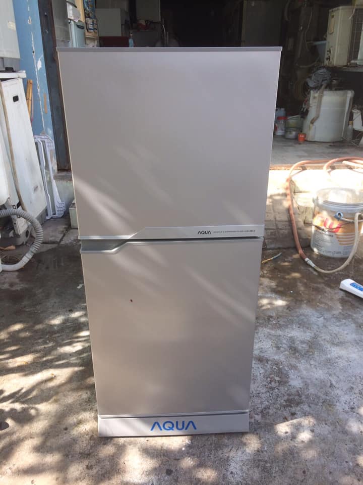 Tủ lạnh Aqua AQR-125BN(SS) 110 lít k đóng tuyết