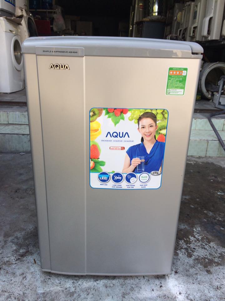 Tủ lạnh Aqua AQR-95AR(SS) 93 lít mới 97%