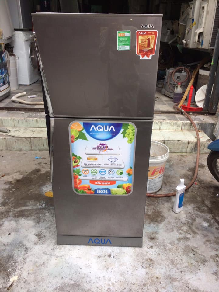 Tủ lạnh Aqua AQR-U185BN (180 lít) k đóng tuyết