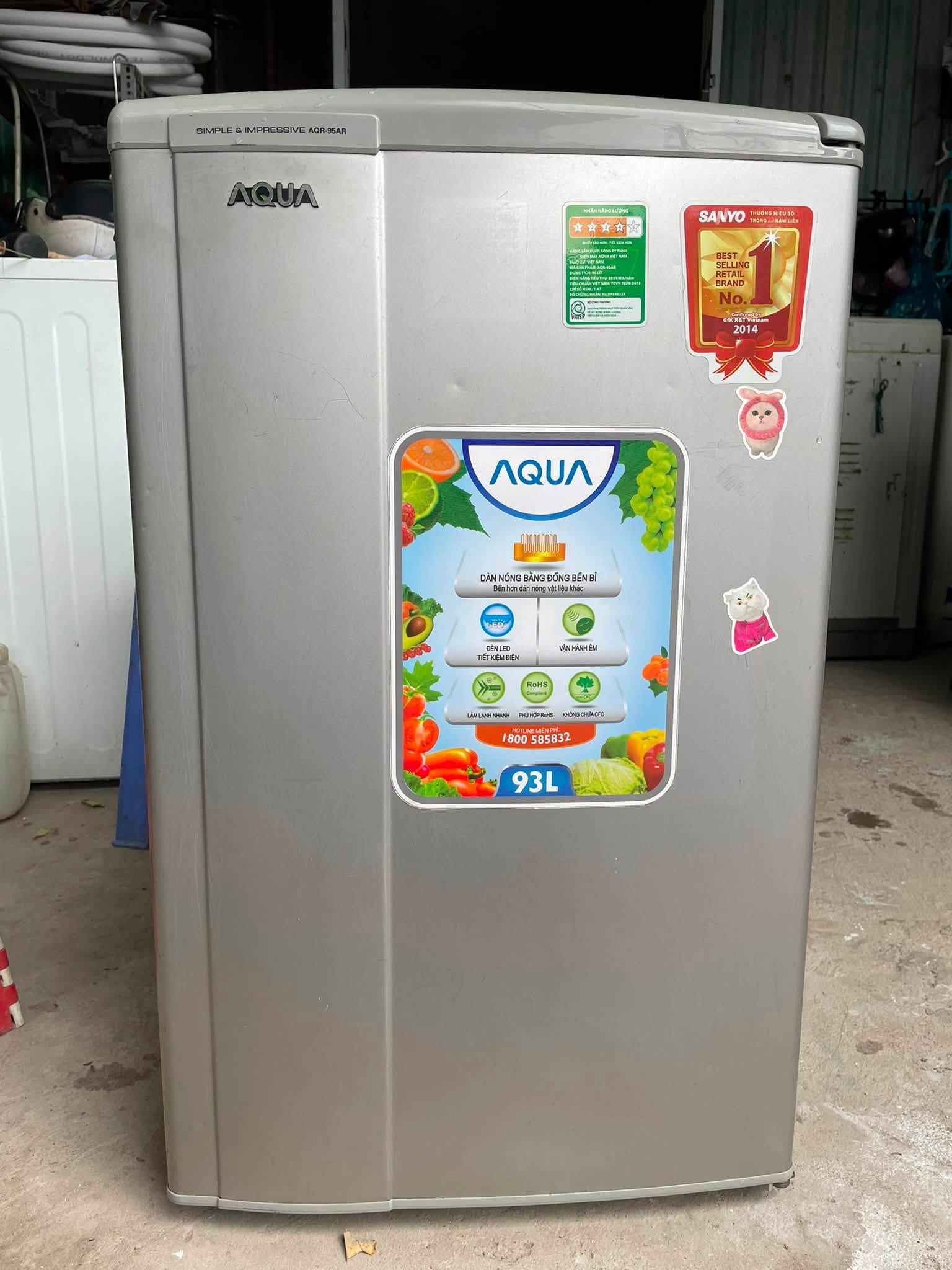 Tủ lạnh mini Aqua (93 lít) tiết kiệm điện