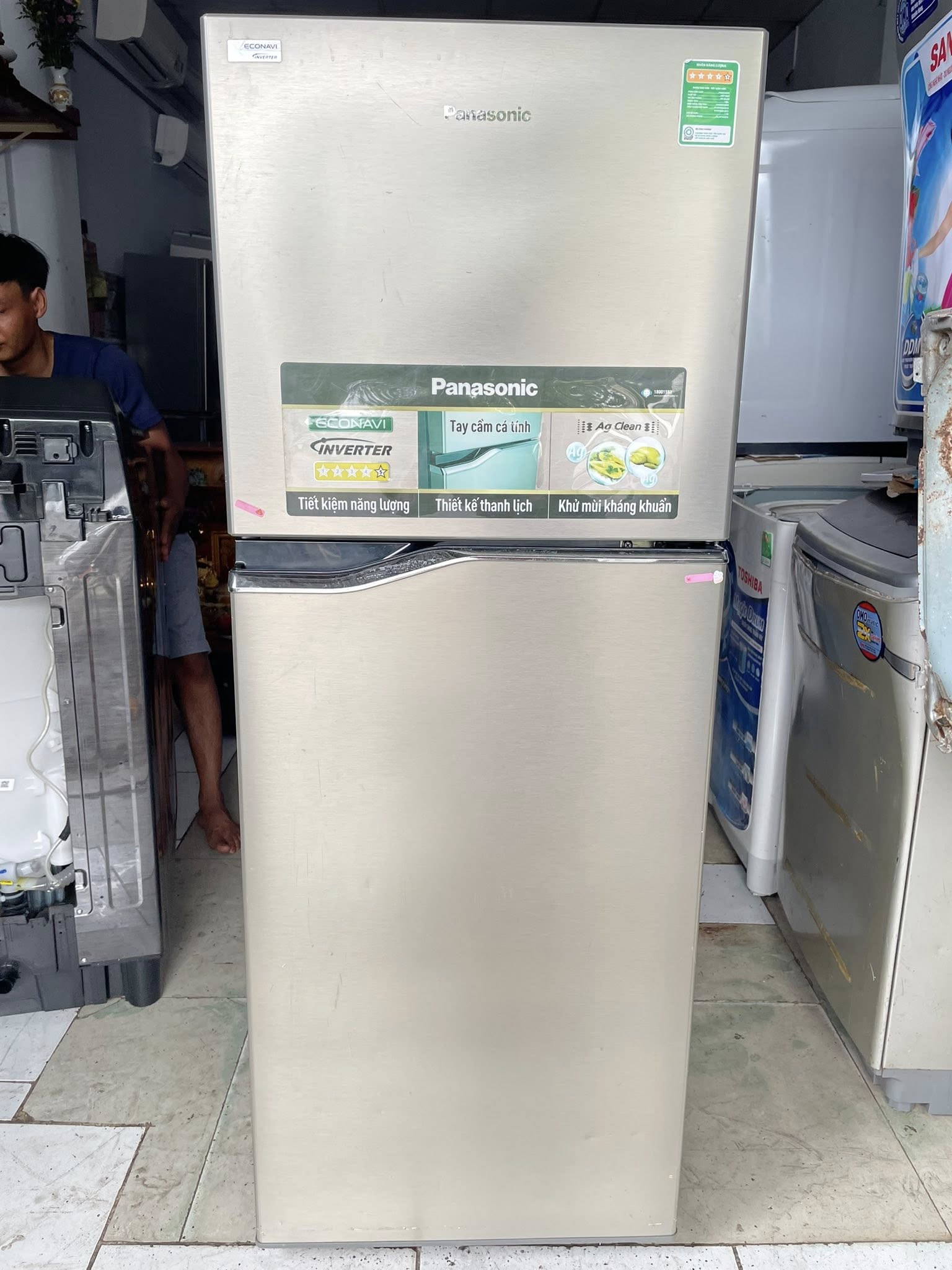 Tủ lạnh Panasonic (188 lít) Inverter công nghệ tiết kiệm điện