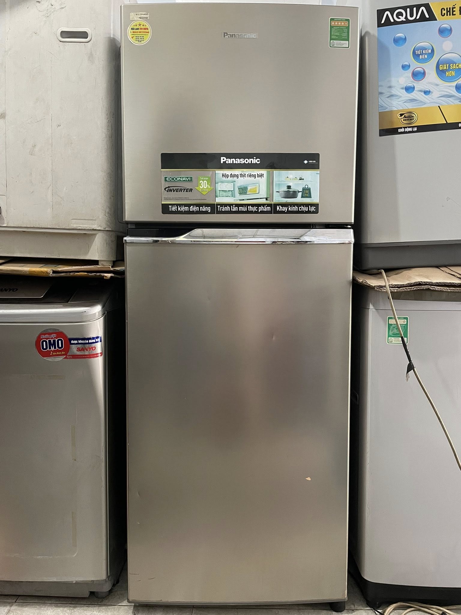 Tủ lạnh Panasonic (234 lít) Inverter công nghệ tiết kiệm điện