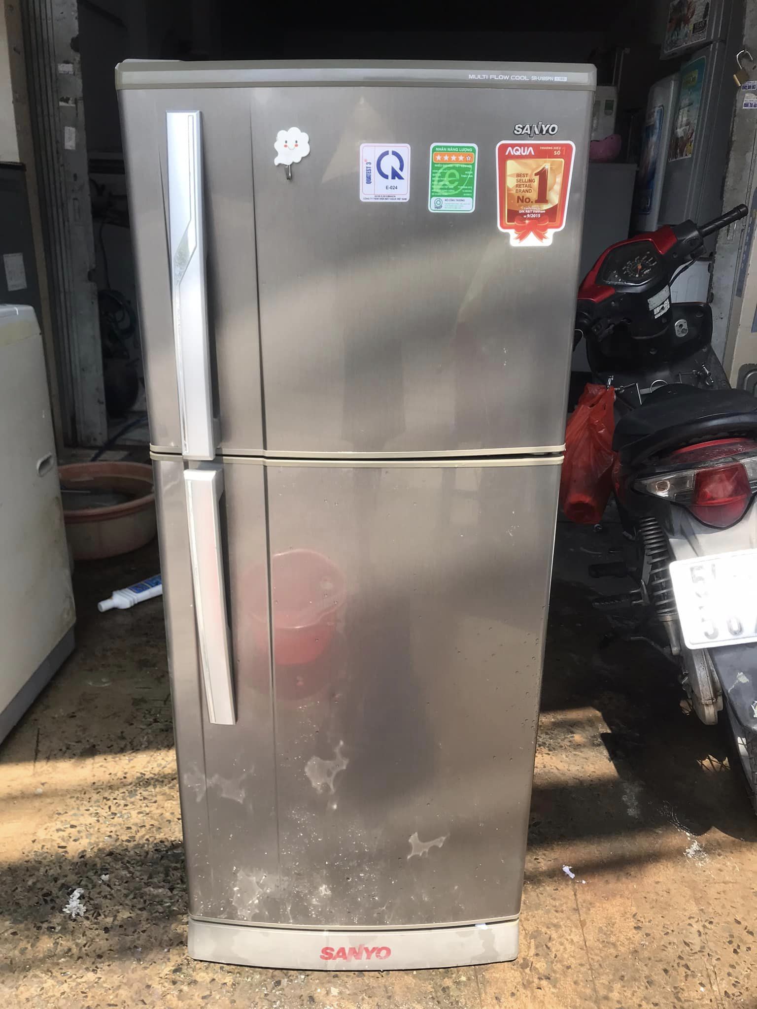 Tủ lạnh Sanyo (165 lít) chạy nhẹ điện
