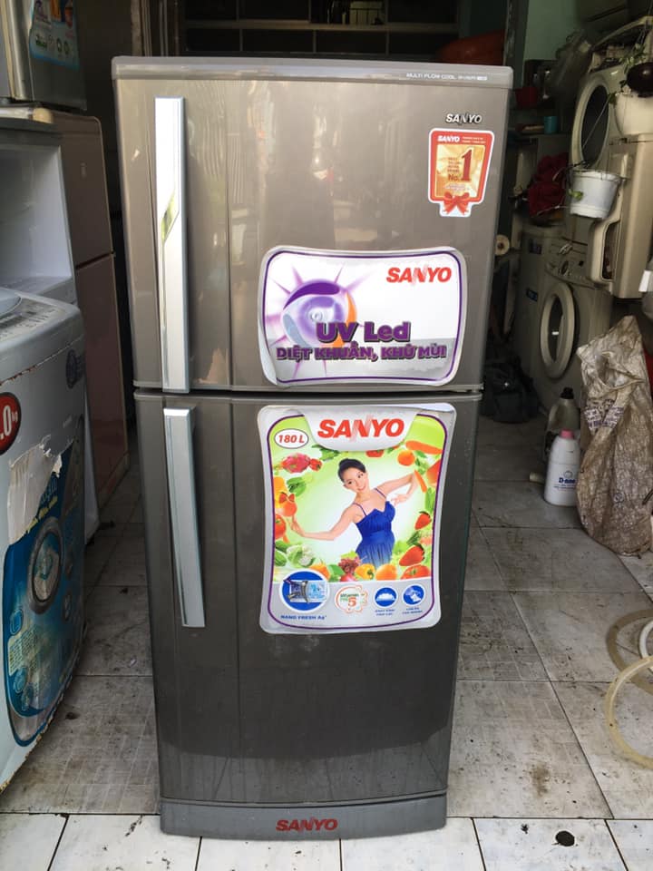 Tủ lạnh Sanyo (180 lít) SR-U185PN không đóng tuyết