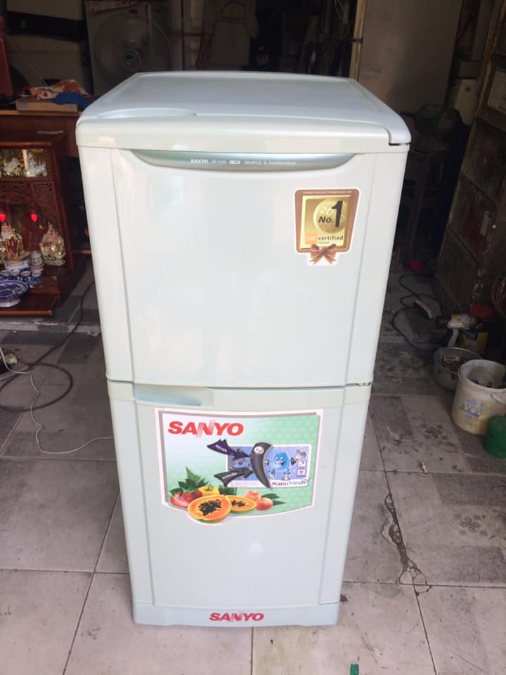 Tủ lạnh Sanyo SR-11HN (110 lít) k đóng tuyết