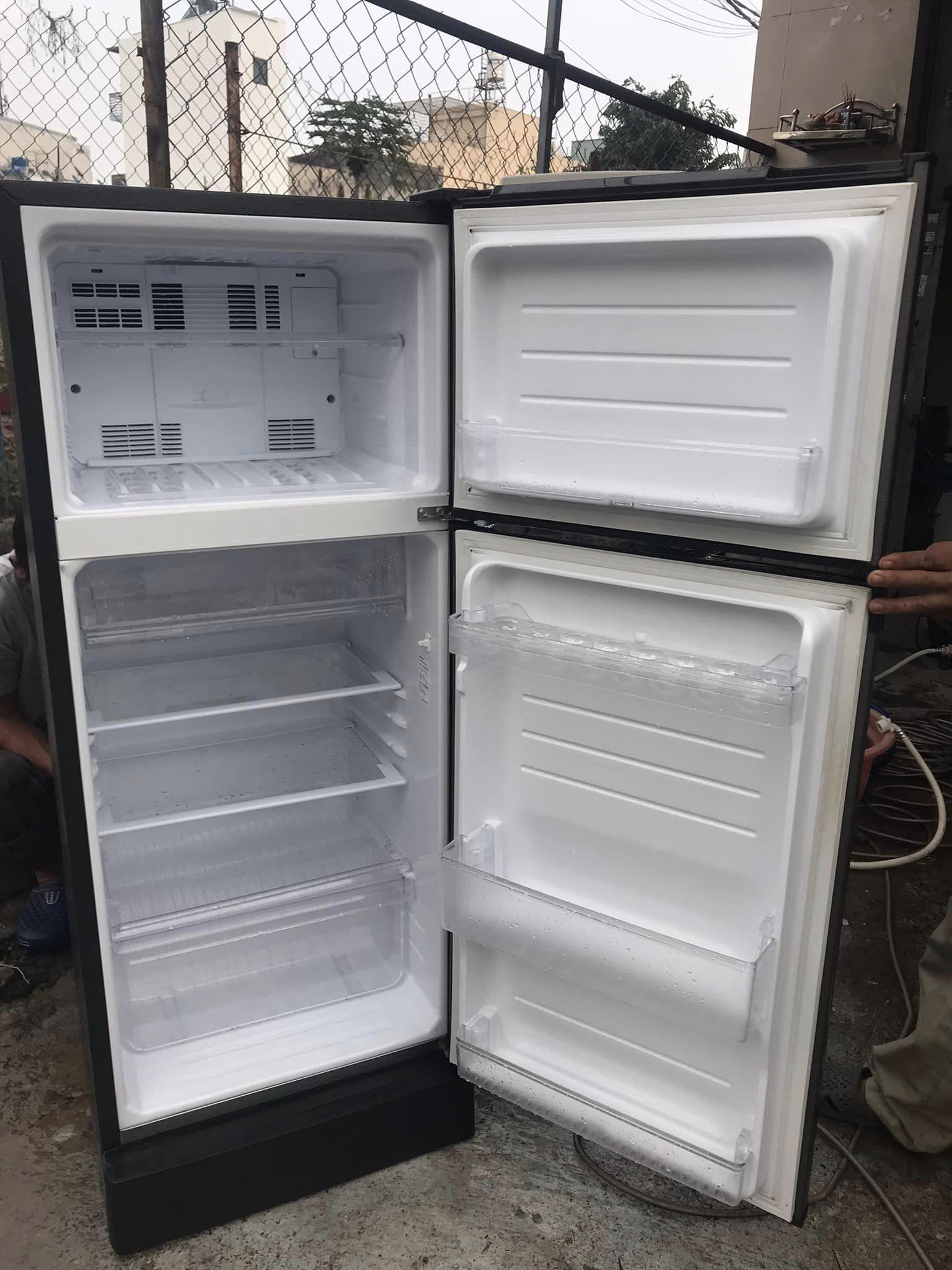 Tủ lạnh Sharp (180 lít) Inverter công nghệ tiết kiệm điện