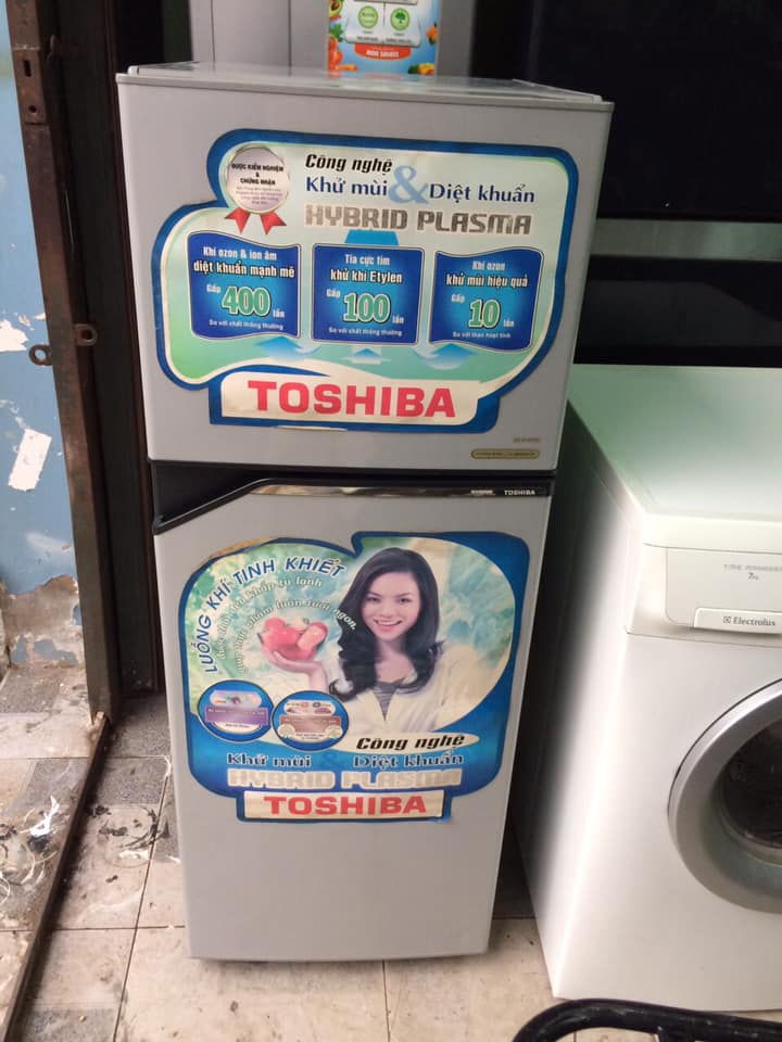Tủ lạnh Toshiba (139 lít) k đóng tuyết